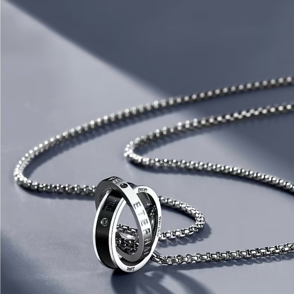 NWT Stainless Steel Interlocking Double Ring Eternal Love Pendant Necklace